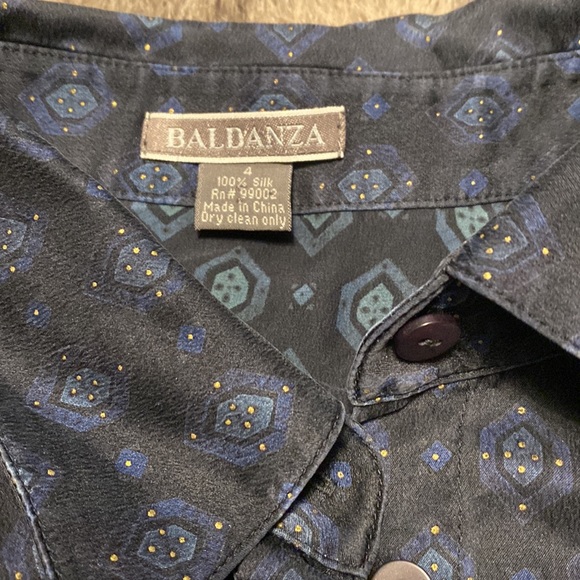 Silk Shirt - Picture 5 of 6